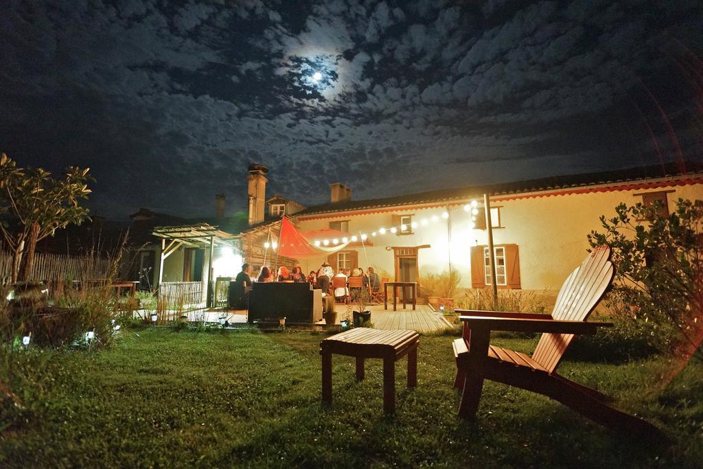 Logis Hotel Restaurant La Barguillere 圣皮埃尔德日瓦 外观 照片