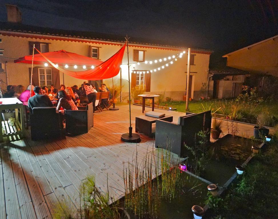 Logis Hotel Restaurant La Barguillere 圣皮埃尔德日瓦 外观 照片